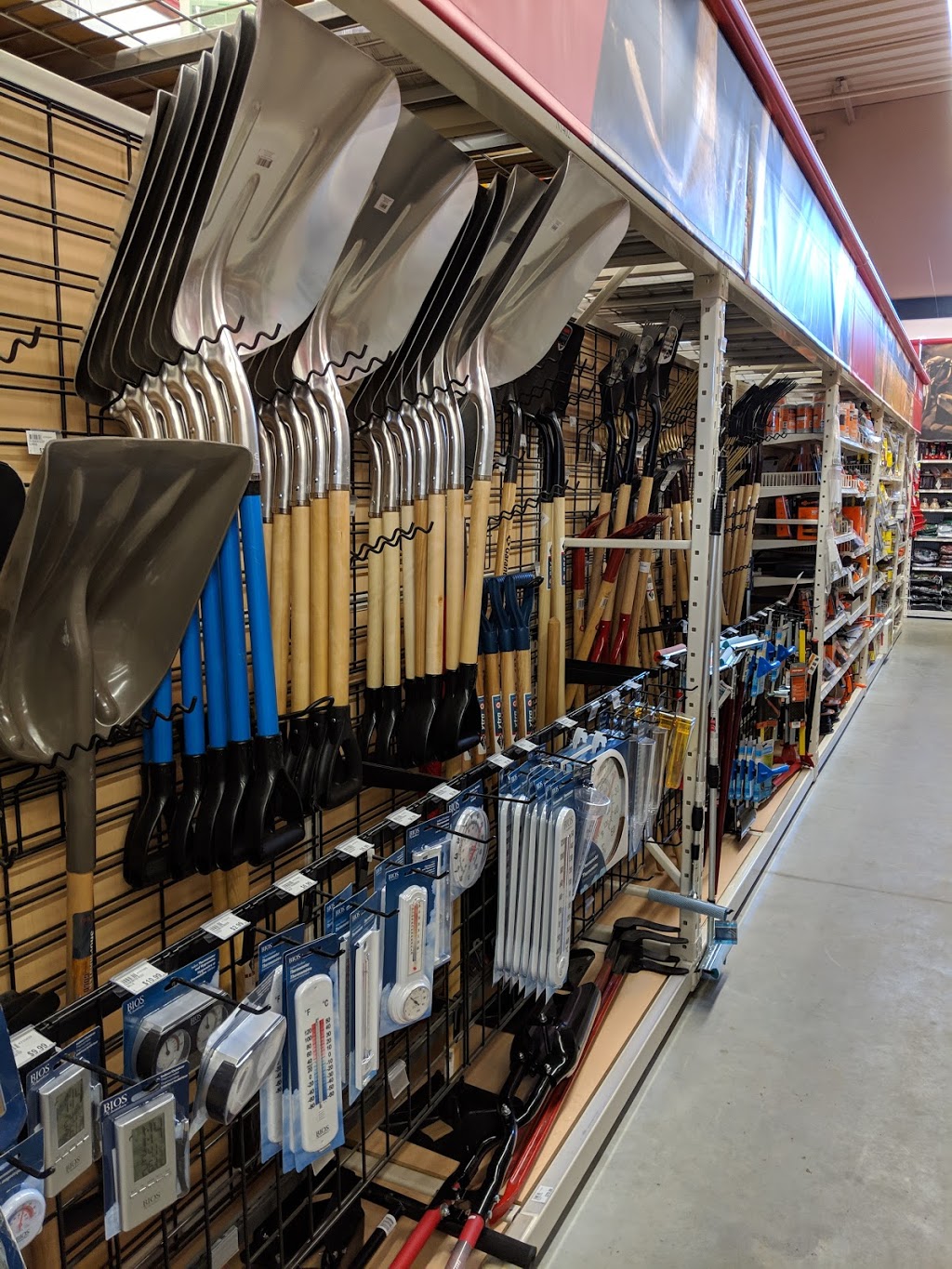 Co-op Thorhild Home Center | hardware store | 219 2 St, Thorhild, AB T0A 3J0, Canada | 7803983975 OR +1 780-398-3975
