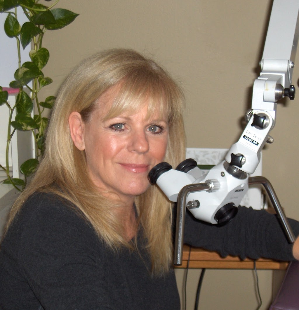 Transform Esthetics | inside Secret Faces, 2417 Marine Dr, Oakville, ON L6L 0E1, Canada | Phone: (905) 467-1339
