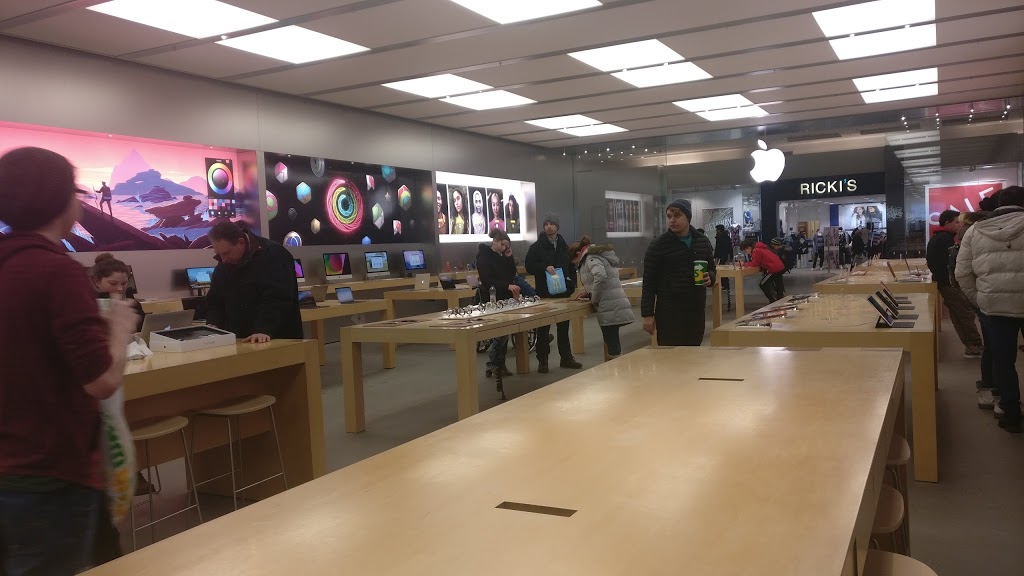 Apple Conestoga | 550 King St N, Waterloo, ON N2L 5W6, Canada | Phone: (519) 772-5150
