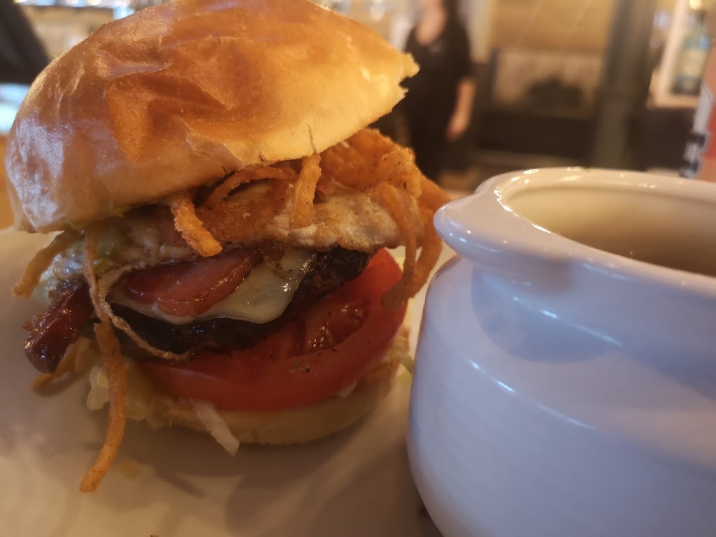Taproom260 | 260 Centrum Blvd, Orléans, ON K1E 3V7, Canada | Phone: (613) 424-2260