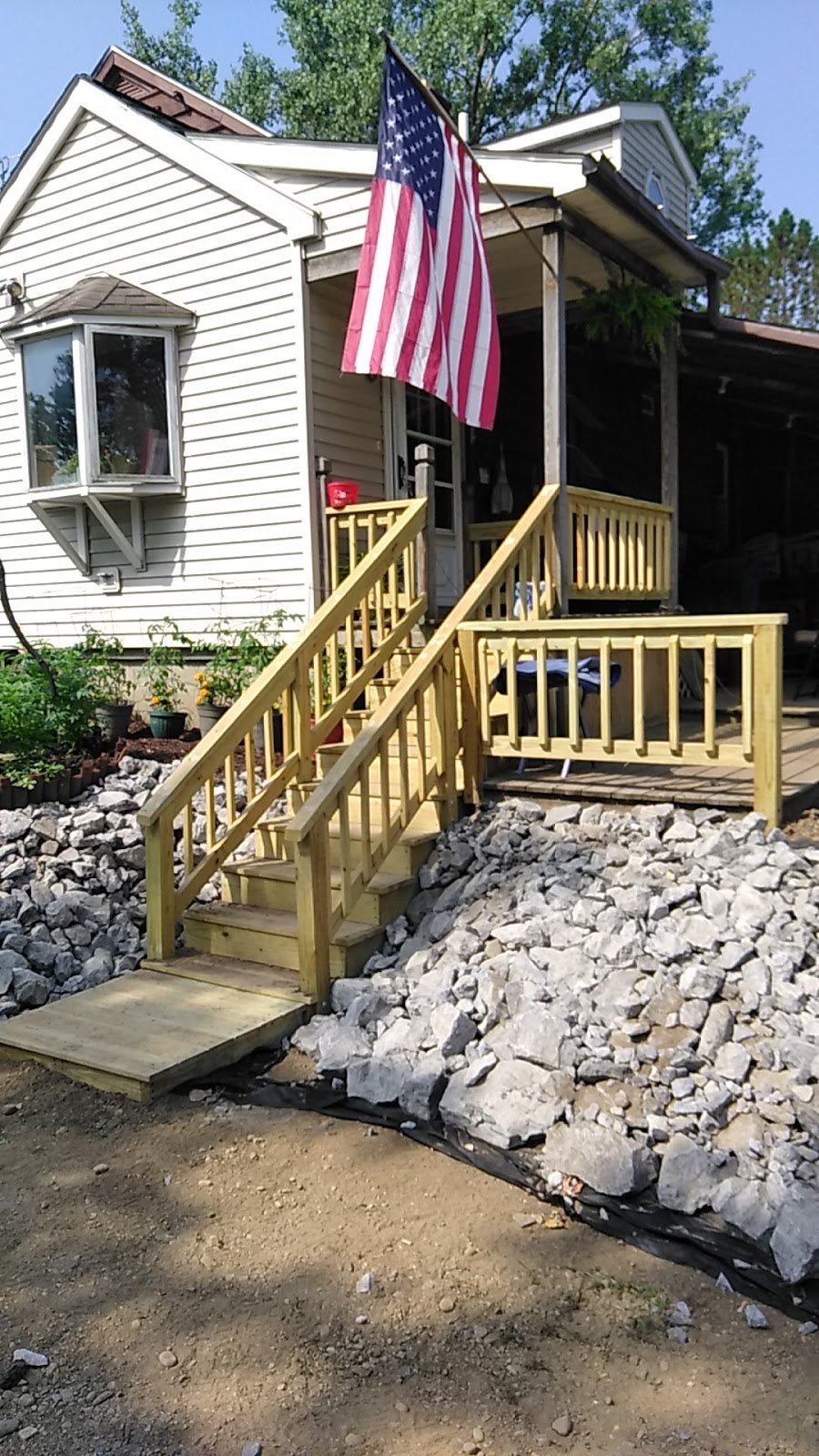 L M Stone & Topsoil Ltd | 11190 Walden Ave, Alden, NY 14004, USA | Phone: (716) 683-1098