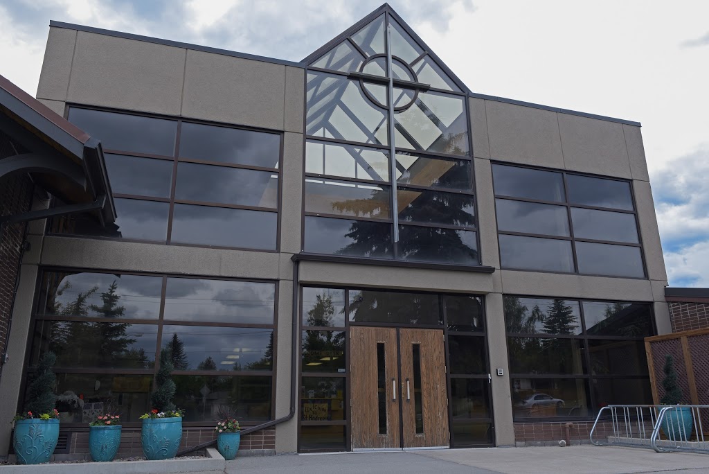 St. Andrews Presbyterian Church | 703 Heritage Dr SW, Calgary, AB T2V 2W4, Canada | Phone: (403) 255-0001