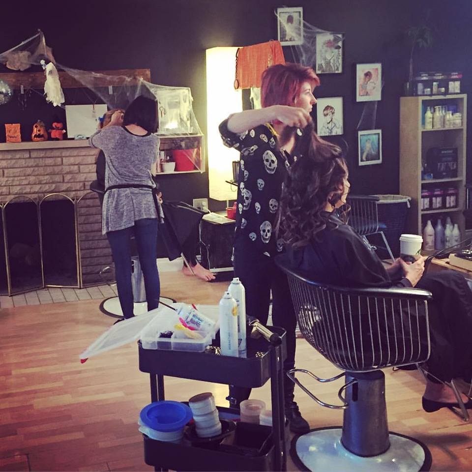 Barberetta Hair - Mobile Hairstyling, Safely, Outdoors | 2133 Munden Rd, Mississauga, ON L5A 2R3, Canada | Phone: (647) 261-1860