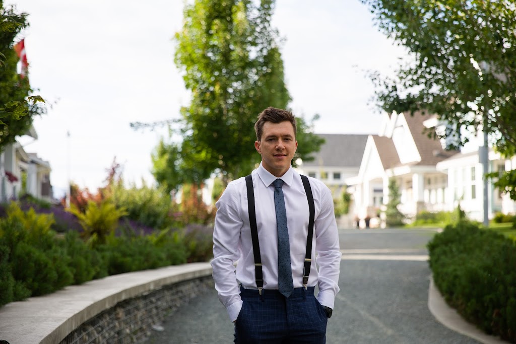 Bogdan Kostyuchik - C21 Creekside Realty | 190-45428 Luckakuck Way, Chilliwack, BC V2R 3S9, Canada | Phone: (604) 791-5182