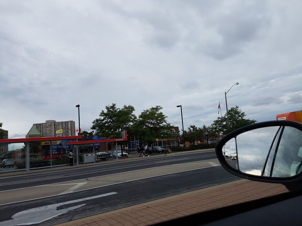 Mr. Lube | 7688 Hurontario St, Brampton, ON L6Y 5B5, Canada | Phone: (905) 457-9215