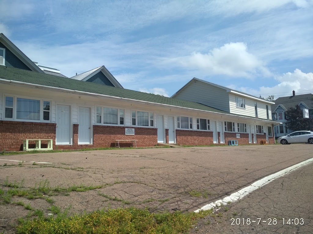 Victorian Motel | 150 Victoria St E, Amherst, NS B4H 1Y3, Canada | Phone: (902) 667-7211