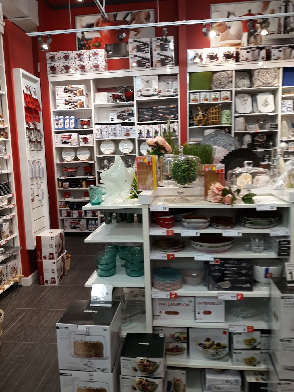 Think Kitchen Tanger Outlets Ottawa | 8555 Campeau Dr, Kanata, ON K2T 1B7, Canada | Phone: (613) 836-4919