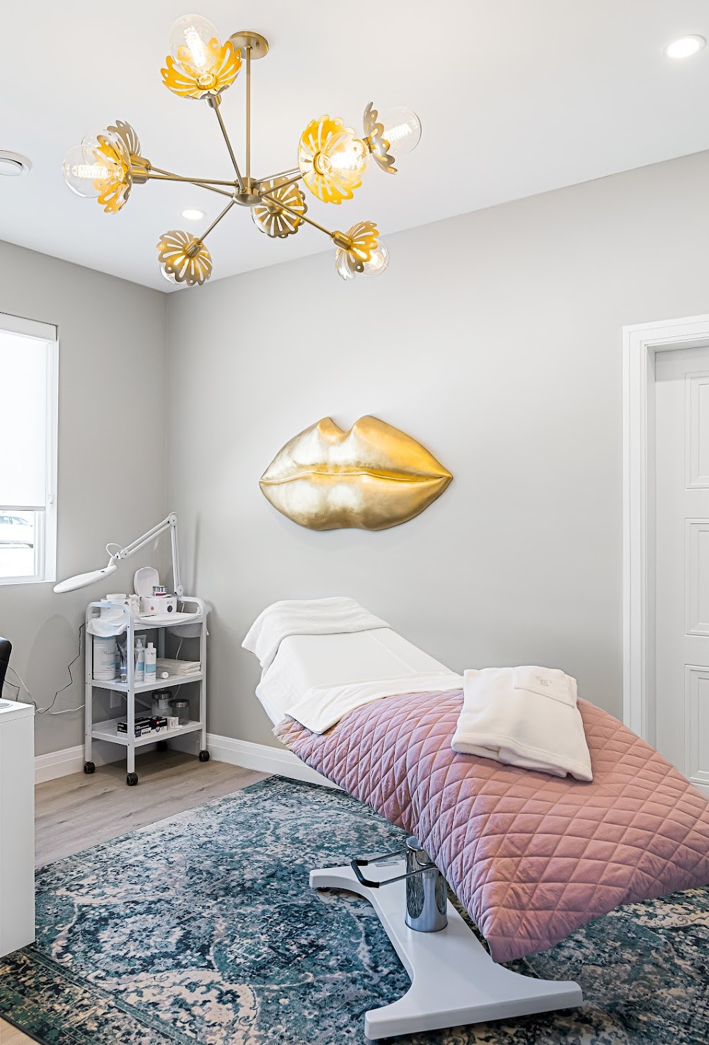 Lilac Beauty | 4805 NB-134, Cocagne, NB E4R 2Y2, Canada | Phone: (506) 576-8263