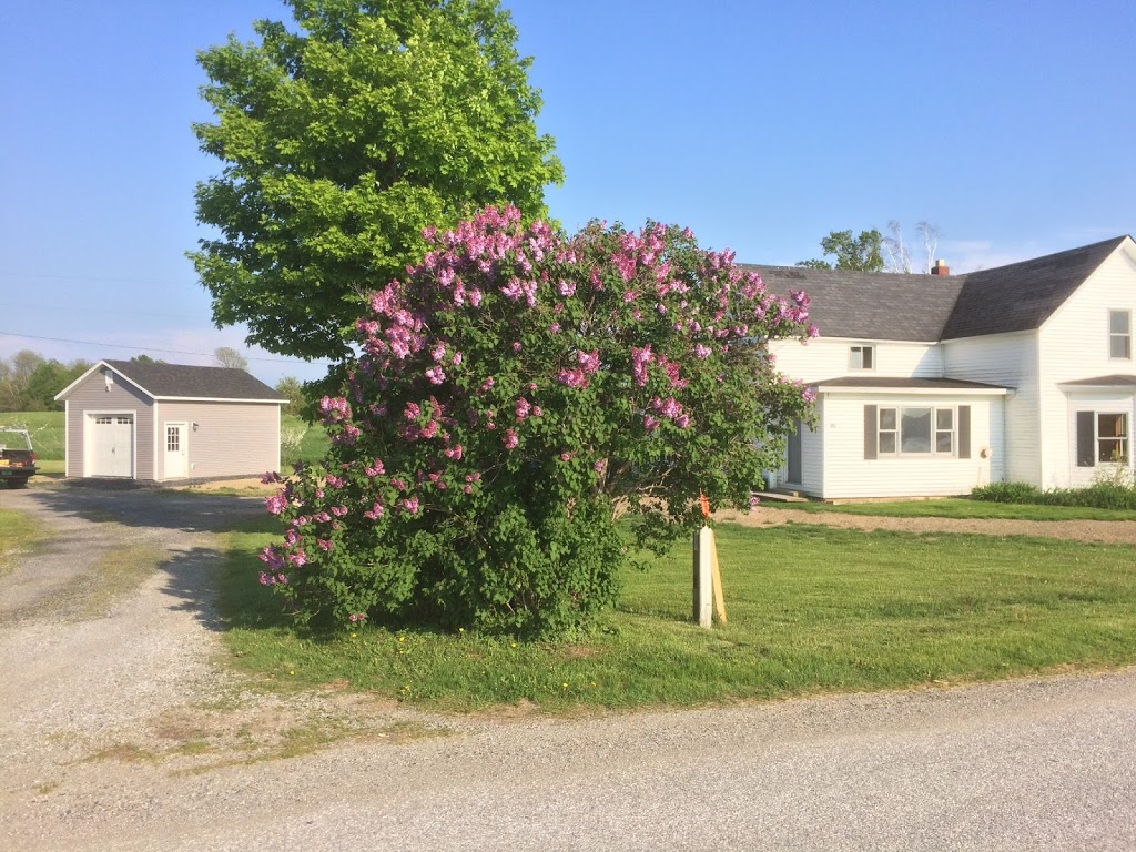 Isle View Lake Cottages | 46 Coon Point Rd, Alburg, VT 05440, USA | Phone: (802) 448-0195