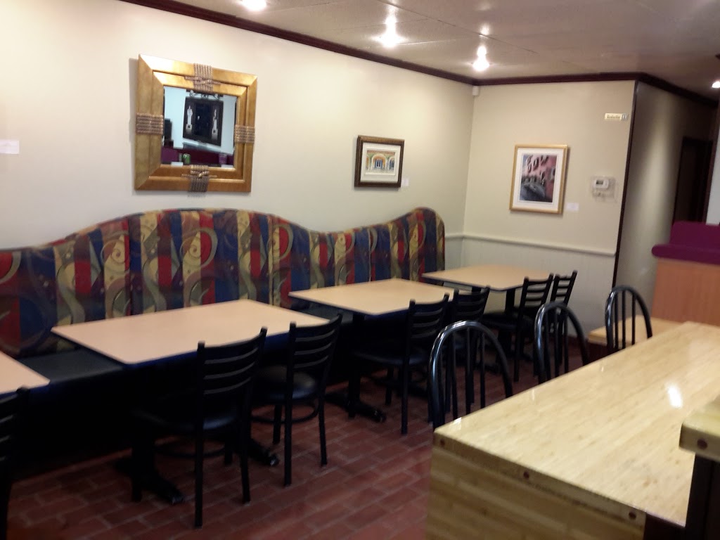 Maison du Canelé Inc (La) | 1000 Boulevard des Chutes, Québec, QC G1E 2E7, Canada | Phone: (418) 661-4285