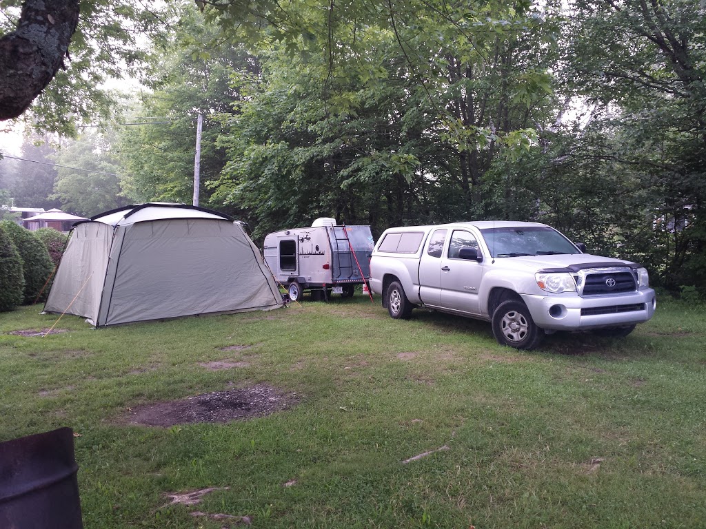Camping Lac Frontiere | 150 Rte 143, Stanstead, QC J0B 3E0, Canada | Phone: (819) 876-5505
