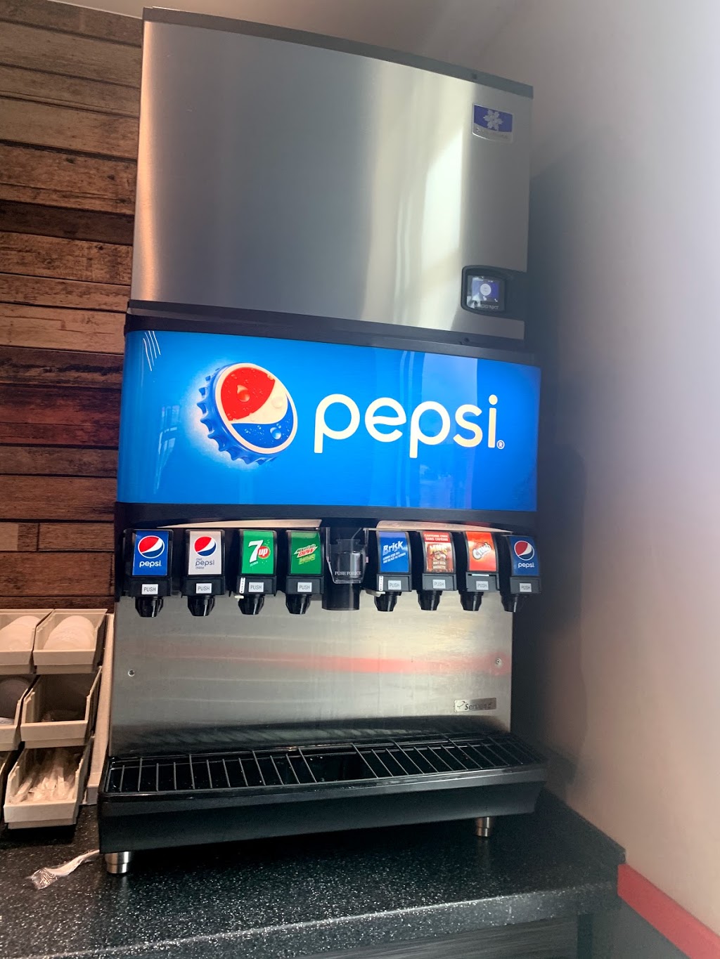 KFC | 6965 Vanguard Dr, Mississauga, ON L5S 1B2, Canada | Phone: (905) 673-7677