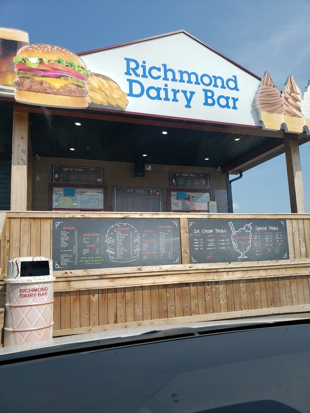 Richmond Dairy Bar | 31376 Western Rd, Wellington, PE C0B 1Y0, Canada | Phone: (902) 854-2249