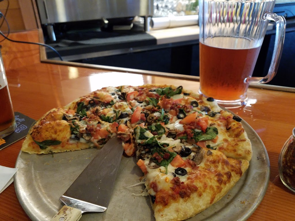 Keglers Bar & Grill | 3535 N Princeton St, Oak Harbor, WA 98277, USA | Phone: (360) 257-1567