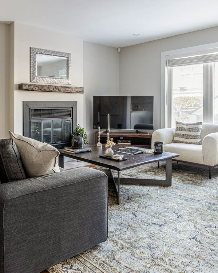 Dala Décor (Richmond) | 42 Nixon Farm Dr, Richmond, ON K0A 2Z0, Canada | Phone: (613) 838-3030