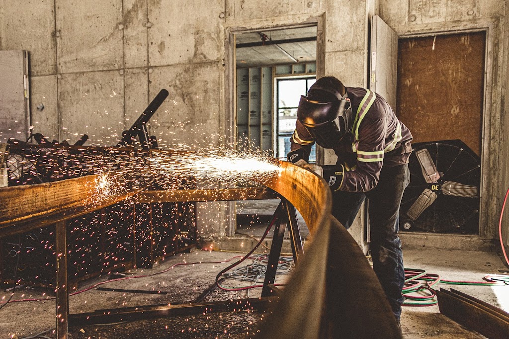 Silverstone Industrial Ltd. | 103-667 Sumas Way, Abbotsford, BC V2S 7P4, Canada | Phone: (236) 602-0436