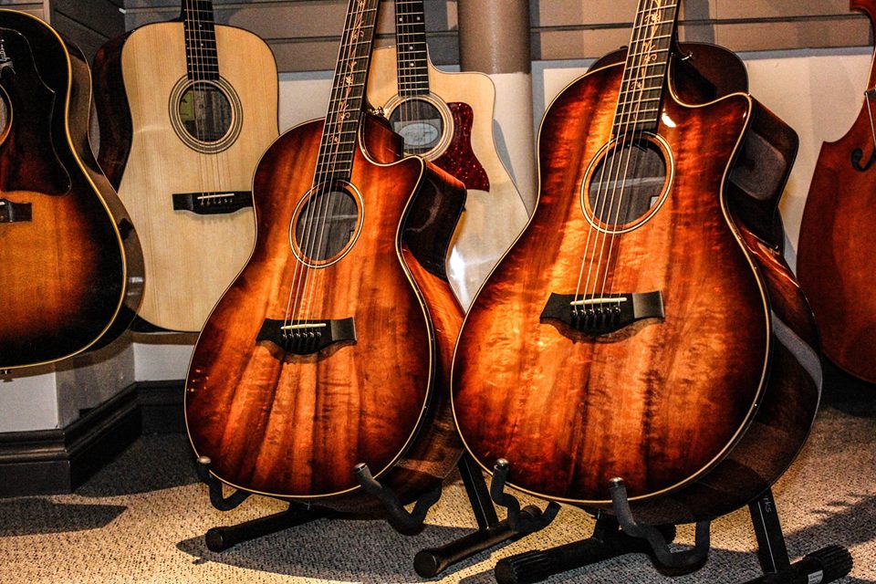Quest Musique | 166 Meadowood Dr, Winnipeg, MB R2M 5G8, Canada | Phone: (204) 231-1677