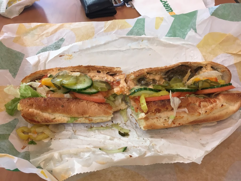 Subway | 6471 Oak St, Vancouver, BC V6M 2W7, Canada | Phone: (604) 266-1998