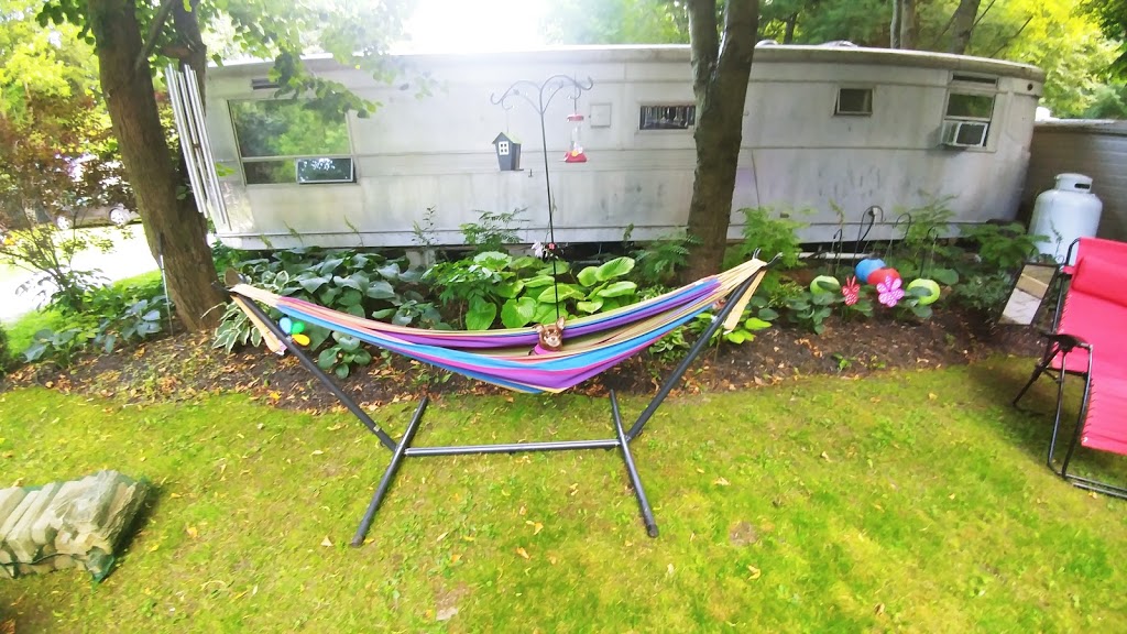 Point Tent & Trailer Resort | 906 Charlotteville Road 2, Vittoria, ON N0E 1W0, Canada | Phone: (519) 426-7275