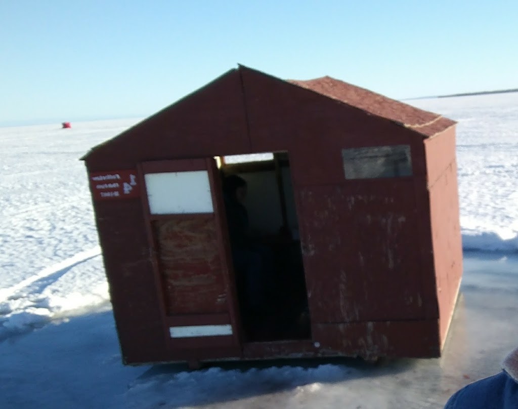 Pefferlaw Fish Huts | 202 HOLMES RD PT, Pefferlaw, ON L0E 1N0, Canada | Phone: (705) 437-1890