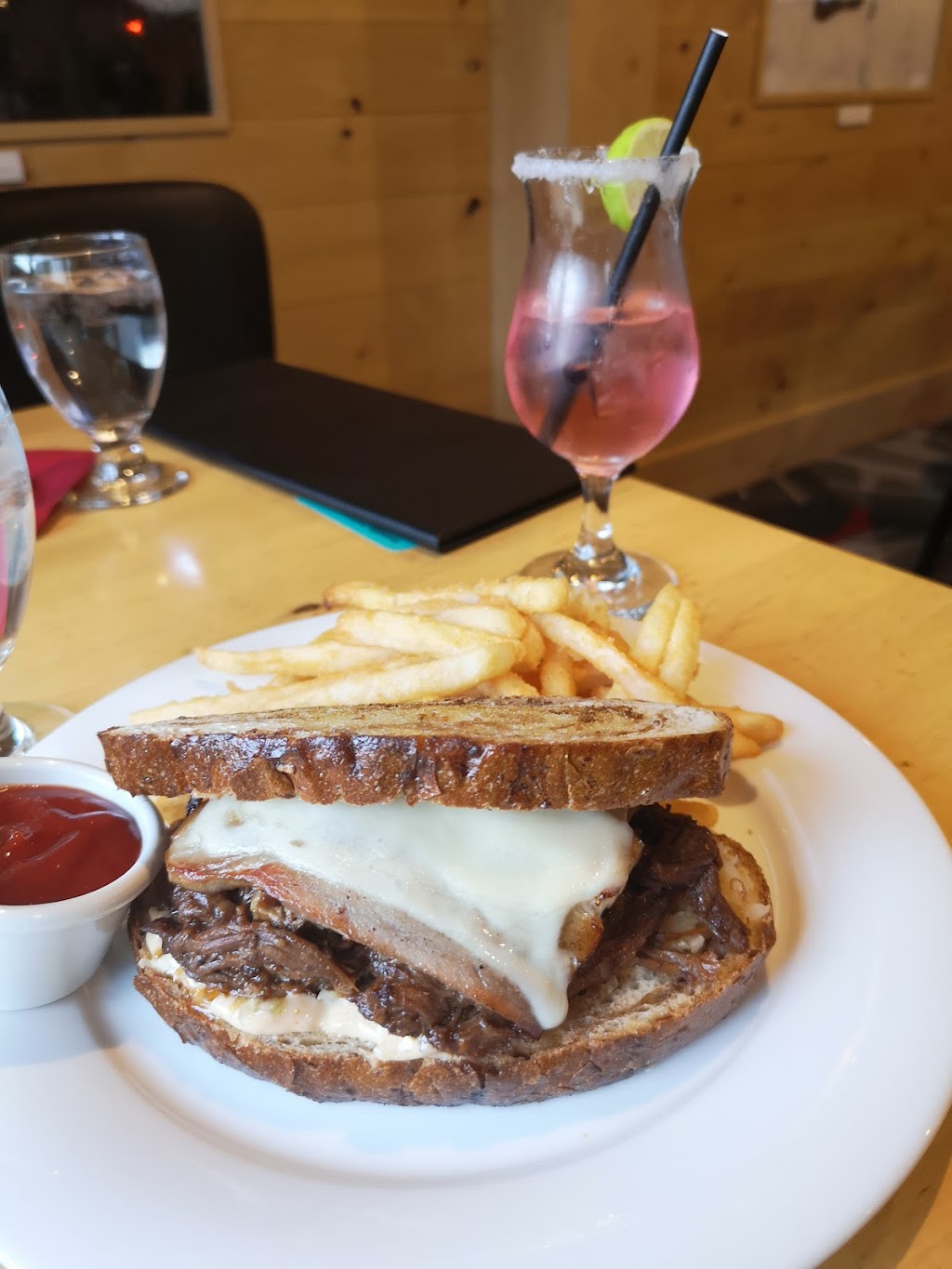 Alpha Bistro | 1029 Banff Ave, Banff, AB T1L 1E8, Canada | Phone: (403) 762-5531