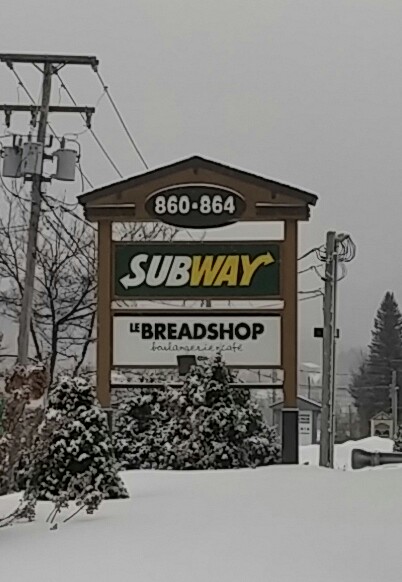 Sur la planche - Café | 860 Boulevard de Sainte-Adèle, Sainte-Adèle, QC J8B 2N2, Canada | Phone: (450) 229-0576