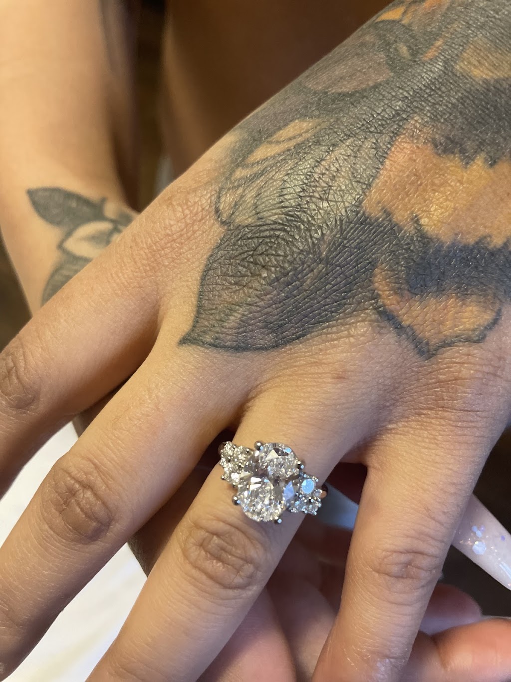 Vero Diamonds | 135 Laurier Ave W Unit 405, Ottawa, ON K1P 5J2, Canada | Phone: (613) 366-8011