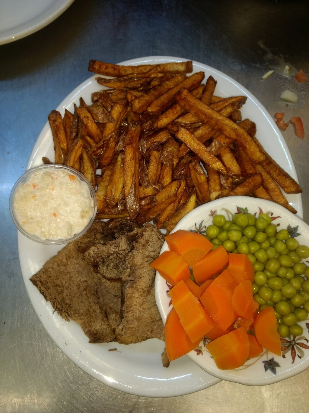 Country View Restaurant | 47379 Homestead Rd, Steeves Mountain, NB E1G 4J8, Canada | Phone: (506) 863-1115