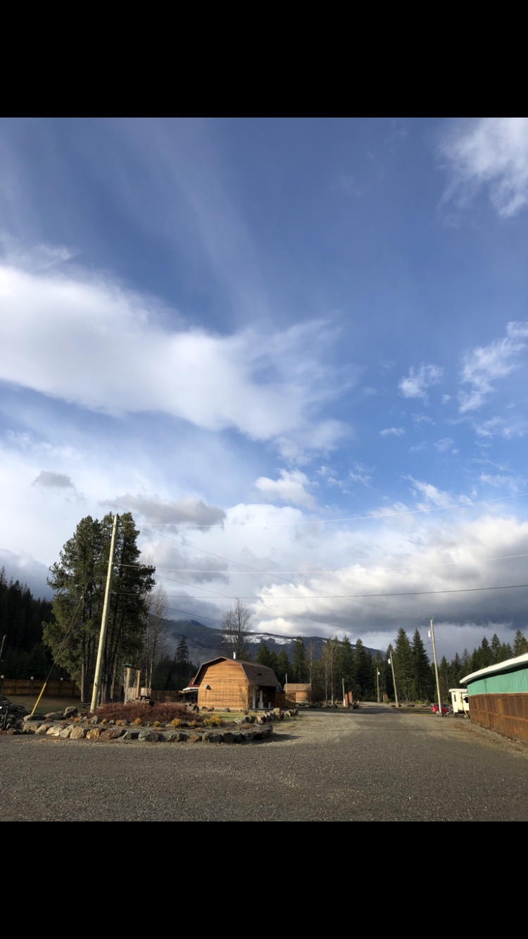 Hay U Ranch RV Resort | 9432 BC-3, Yahk, BC V0B 2P0, Canada | Phone: (250) 464-1111