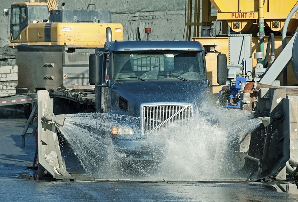 Pro-Clean Mobile Wash | 2605 Summerville Ct, Mississauga, ON L4X 0A2, Canada | Phone: (905) 277-4848