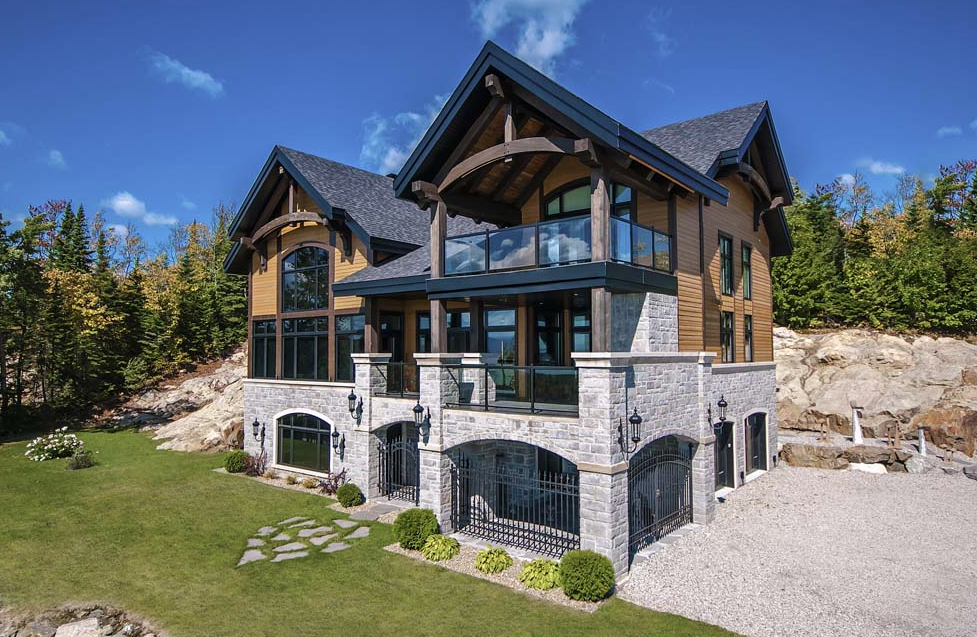 Le Manoir Laura Marie | 434 Chemin Catherine-Delzenne, Saint-Joseph-de-la-Rive, QC G0A 3Y0, Canada | Phone: (418) 932-3163