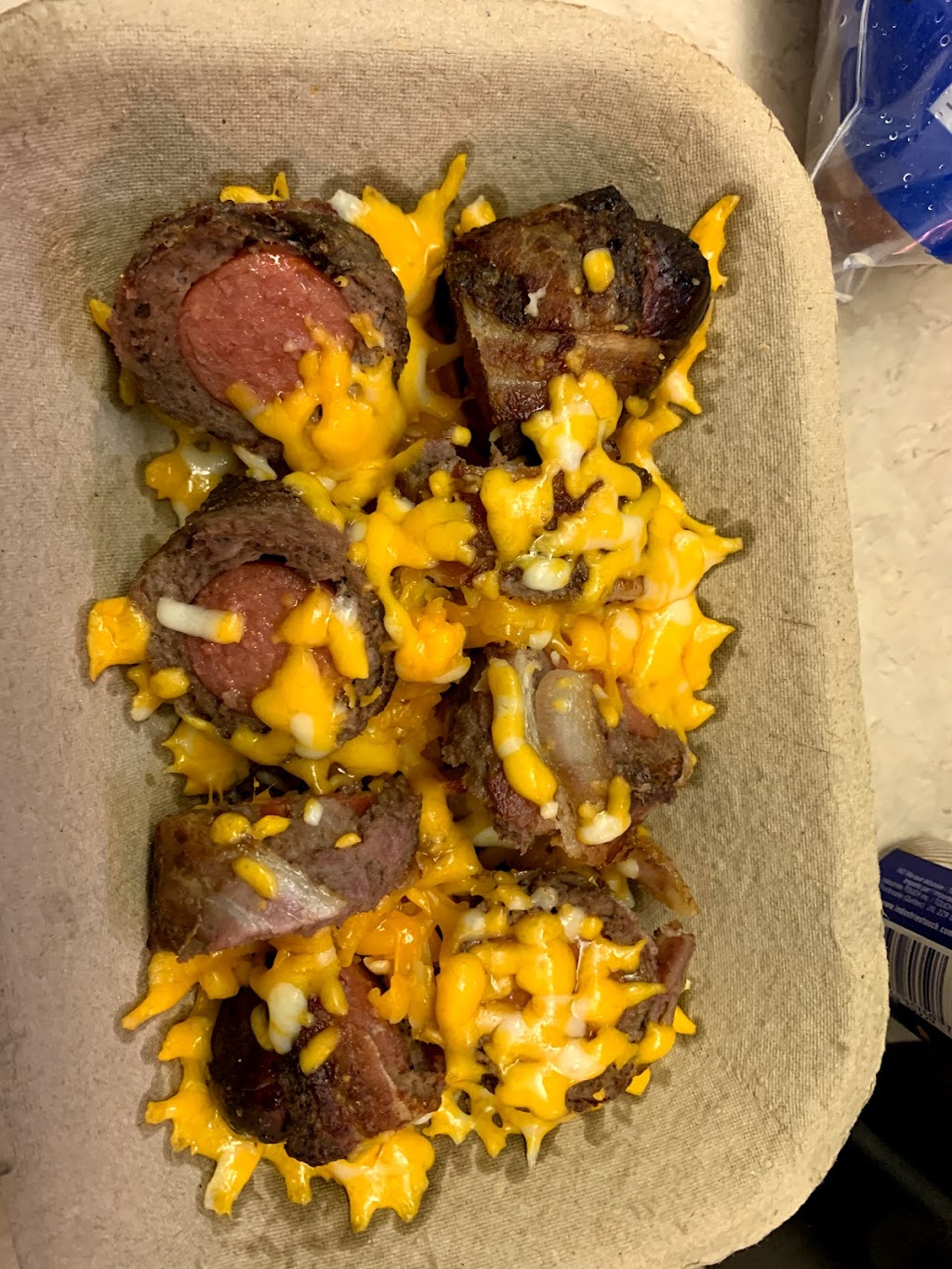 Grillz Weenie Wagon | 1525 Mary Pl, Didsbury, AB T0M 0W0, Canada | Phone: (403) 586-3437