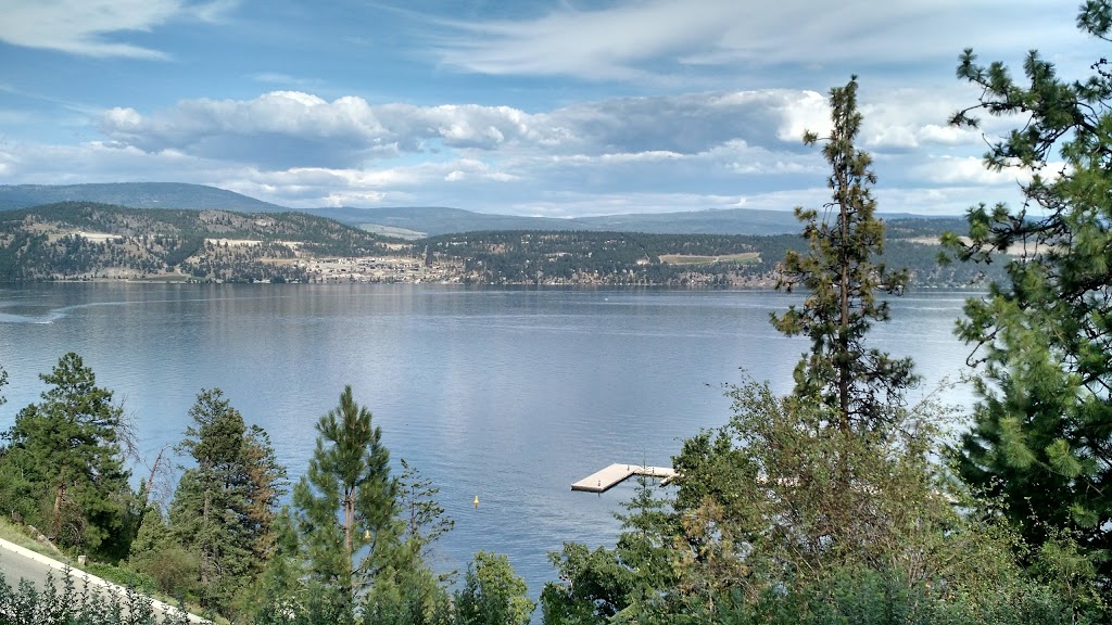 Vantage Pointe Lounge and Grill | 2751 Westside Rd, Kelowna, BC V1Z 3T5, Canada | Phone: (250) 769-3511