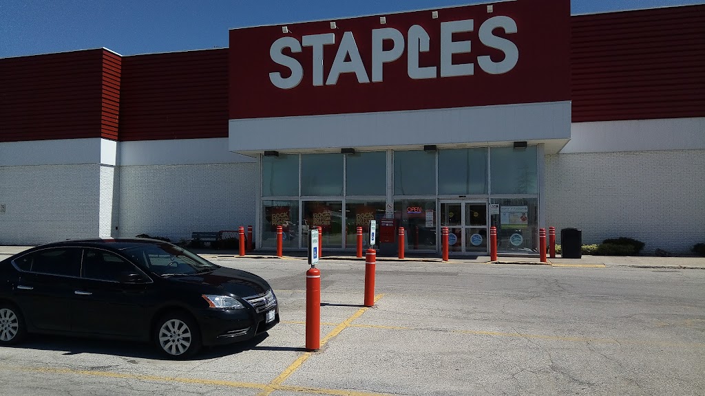 Staples | electronics store | 1077 10th St W, Owen Sound, ON N4K 5S2, Canada | 5193722228 OR +1 519-372-2228