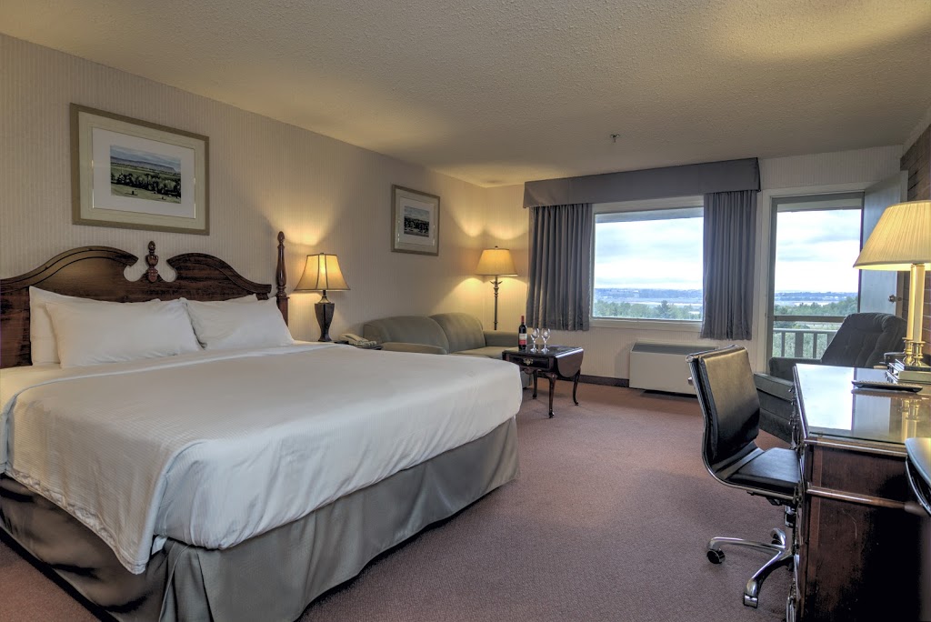 Old Orchard Inn & Spa | 153 Greenwich Rd S, Wolfville, NS B4P 2R2, Canada | Phone: (902) 542-5751