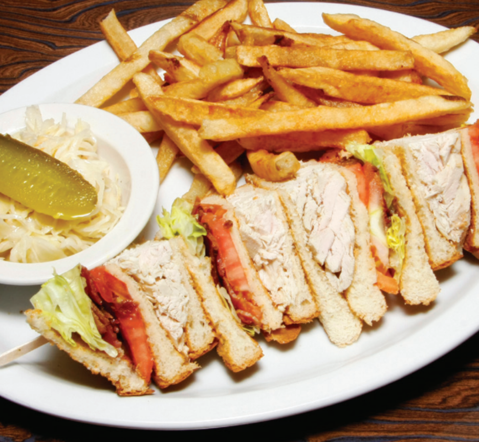 Resto-Bar Le 103 | 1717 Chem. du Chenal-du-Moine, Sorel-Tracy, QC J3P 5N3, Canada | Phone: (450) 908-7499