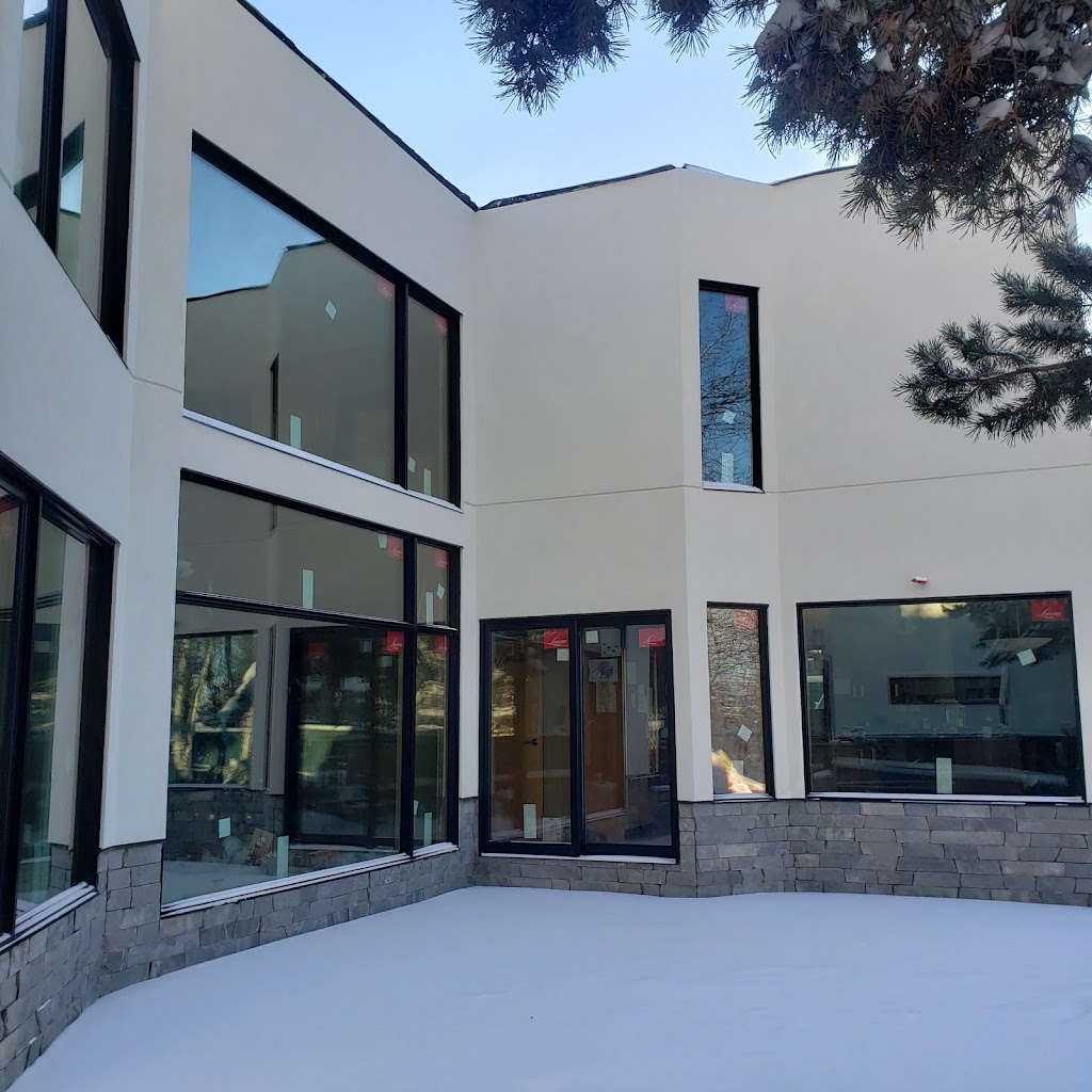 A&B Exterior Ltd. | 2465 Kelly Cir SW, Edmonton, AB T6W 4G2, Canada | Phone: (780) 717-1487