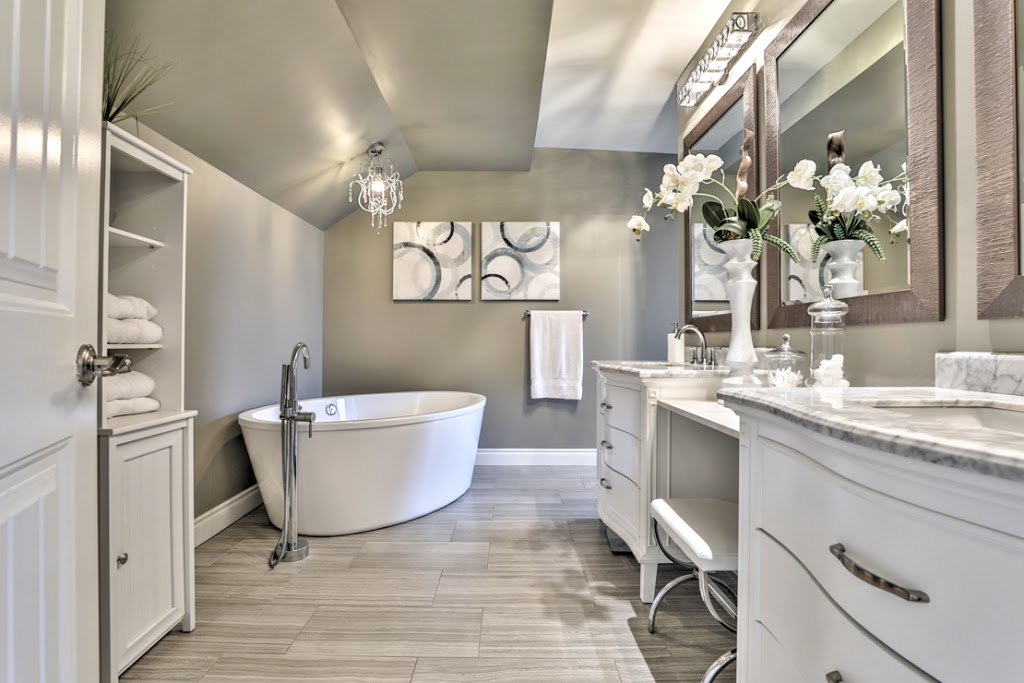 Sharon Caetano Realtor Bradbury Estate Realty | 297 E Side Crescent, Burlington, ON L7R 3G8, Canada | Phone: (905) 870-5833