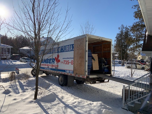 Transport JMR Express | 7725 Rue Cordner, LaSalle, QC H8N 2X2, Canada | Phone: (514) 863-0788