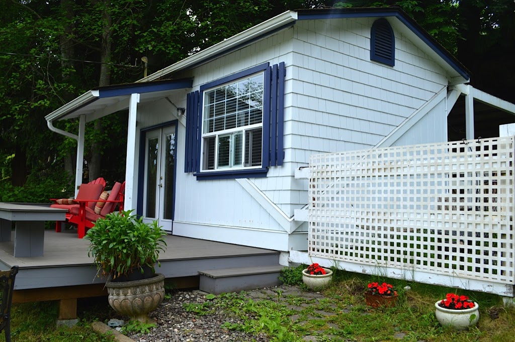Maple Meadows Inn | 101 Goodman Rd suite 3, Point Roberts, WA 98281, USA | Phone: (360) 945-5536