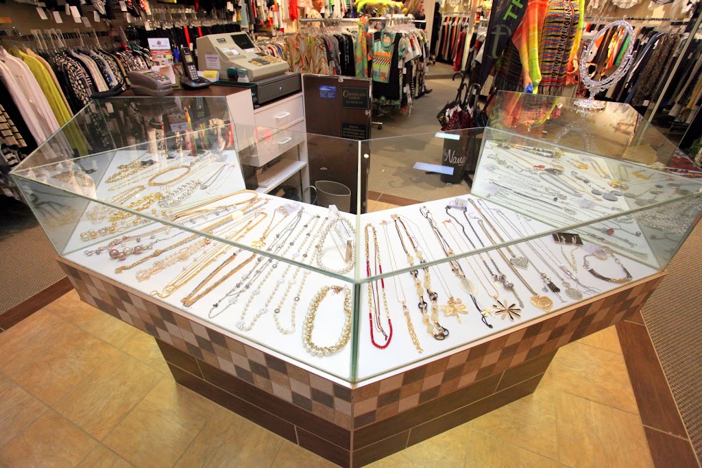 Boutique Anabel | 8585 Bd Lacroix, Saint-Georges, QC G5Y 5L6, Canada | Phone: (418) 228-3236