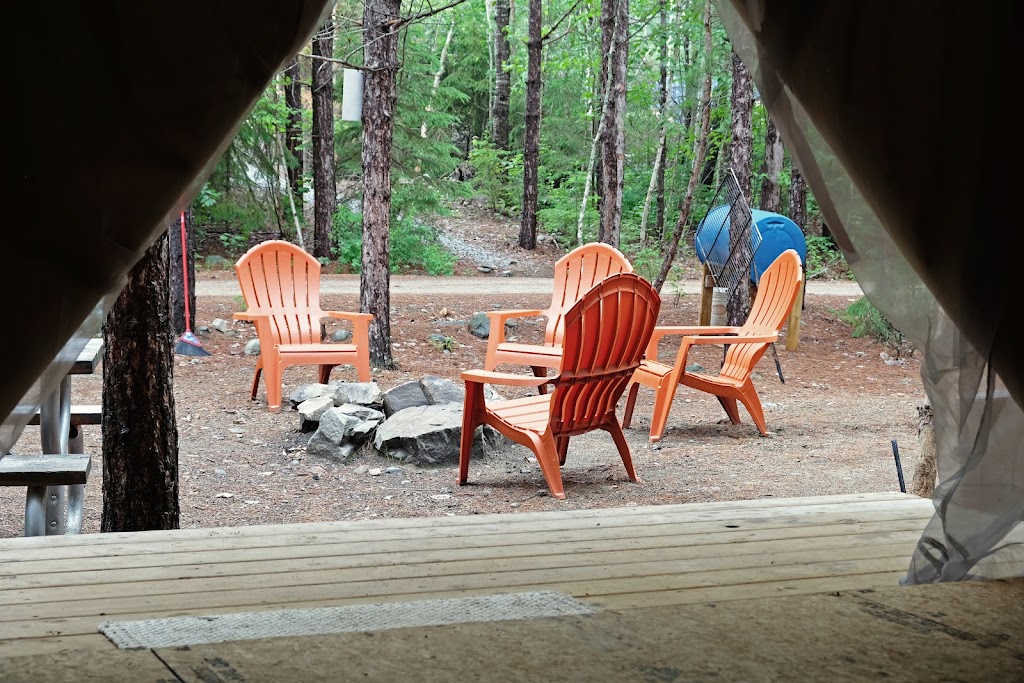 Four Corners Algonquin | 29924 ON-60, Whitney, ON K0J 2M0, Canada | Phone: (613) 637-2000