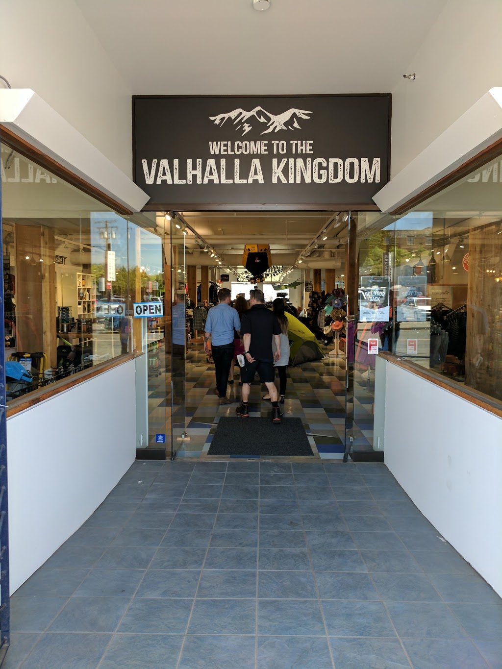 Valhalla Pure Outfitters | store | 1824 Store St, Victoria, BC V8T 4R4, Canada | 7784323579 OR +1 778-432-3579
