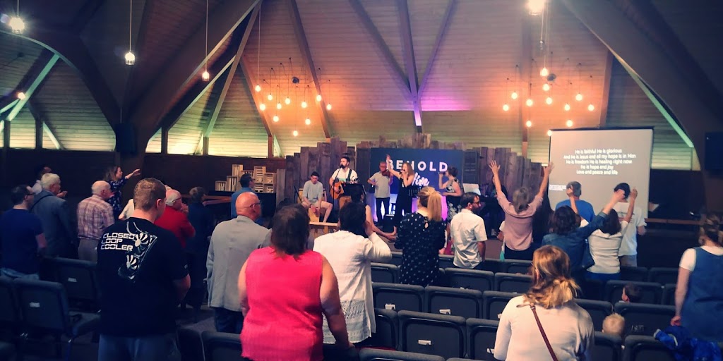 New Life Church - Peterborough | 4014 Wallace Point Rd, Peterborough, ON K9J 6Y3, Canada | Phone: (705) 201-2014