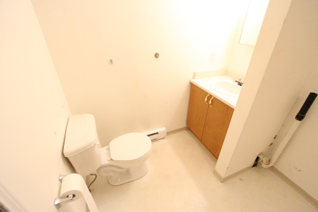 TLL Moving and Storage | 11639 98 Ave, Surrey, BC V3V 2J1, Canada | Phone: (778) 395-6671