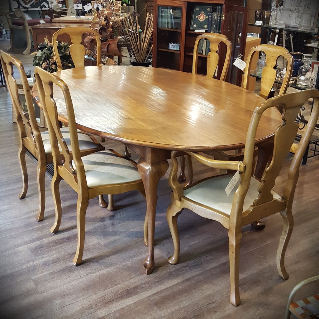 The Old Attic | 7925 E Saanich Rd, Saanichton, BC V8M 1T4, Canada | Phone: (778) 426-1660