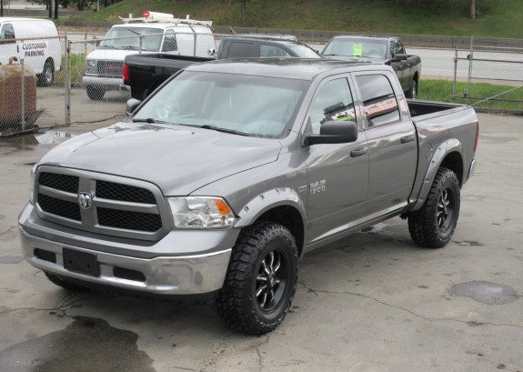 Son Motors Ltd | 12491 King George Blvd, Surrey, BC V3V 3K3, Canada | Phone: (604) 580-3174