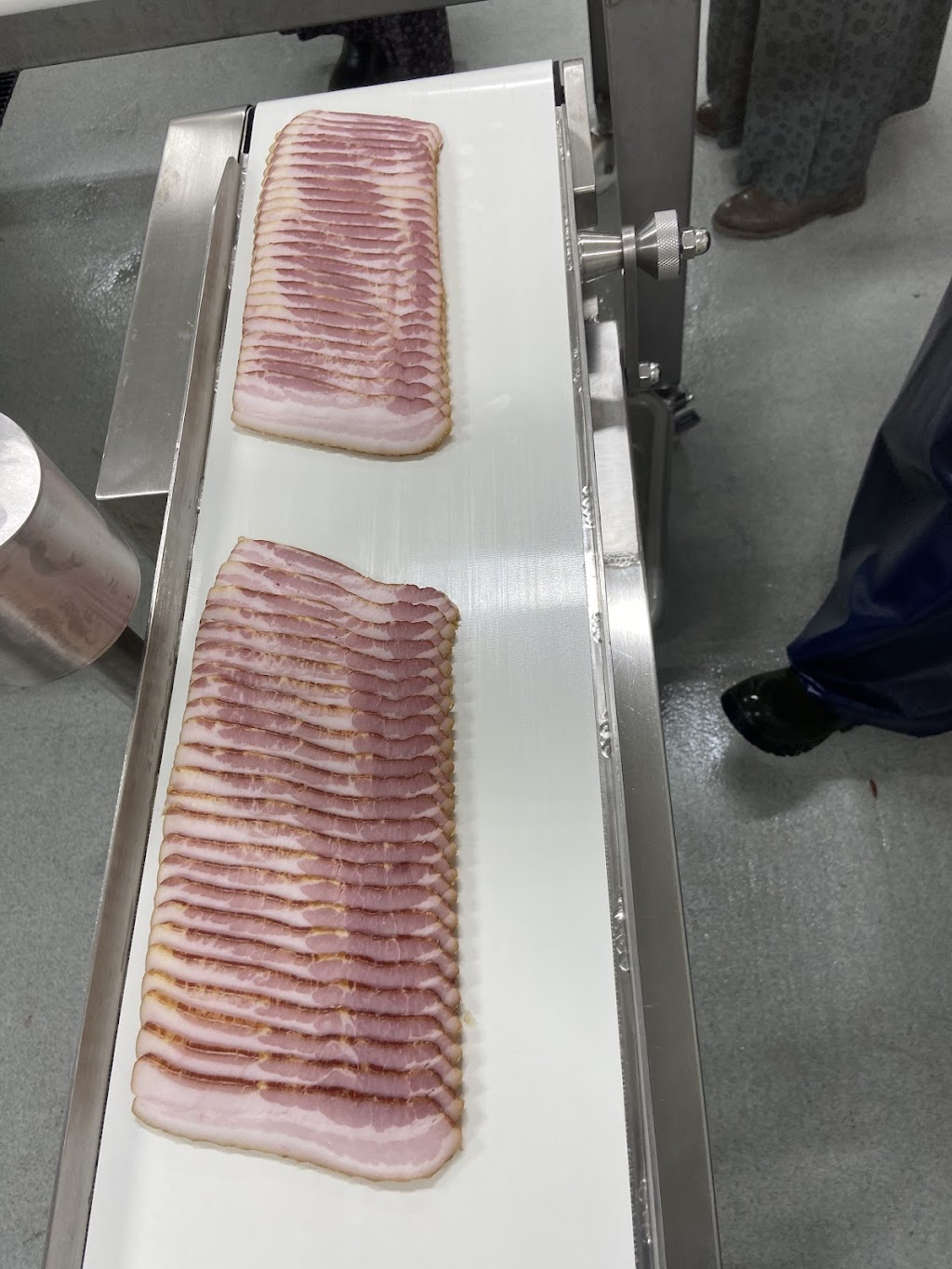 Mountainview colony Meats | AB-1, Strathmore, AB T1P 1K2, Canada | Phone: (403) 324-1977