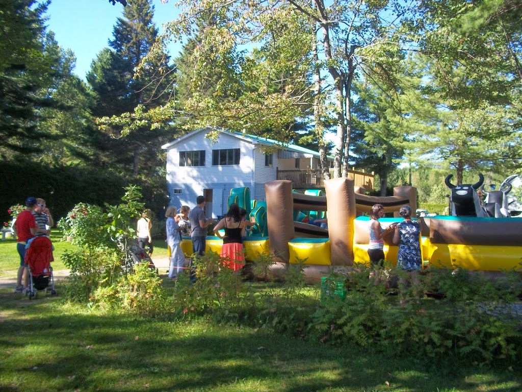 Camping Leroux | 1050 Chemin des Diligences, Eastman, QC J0E 1P0, Canada | Phone: (819) 452-0589