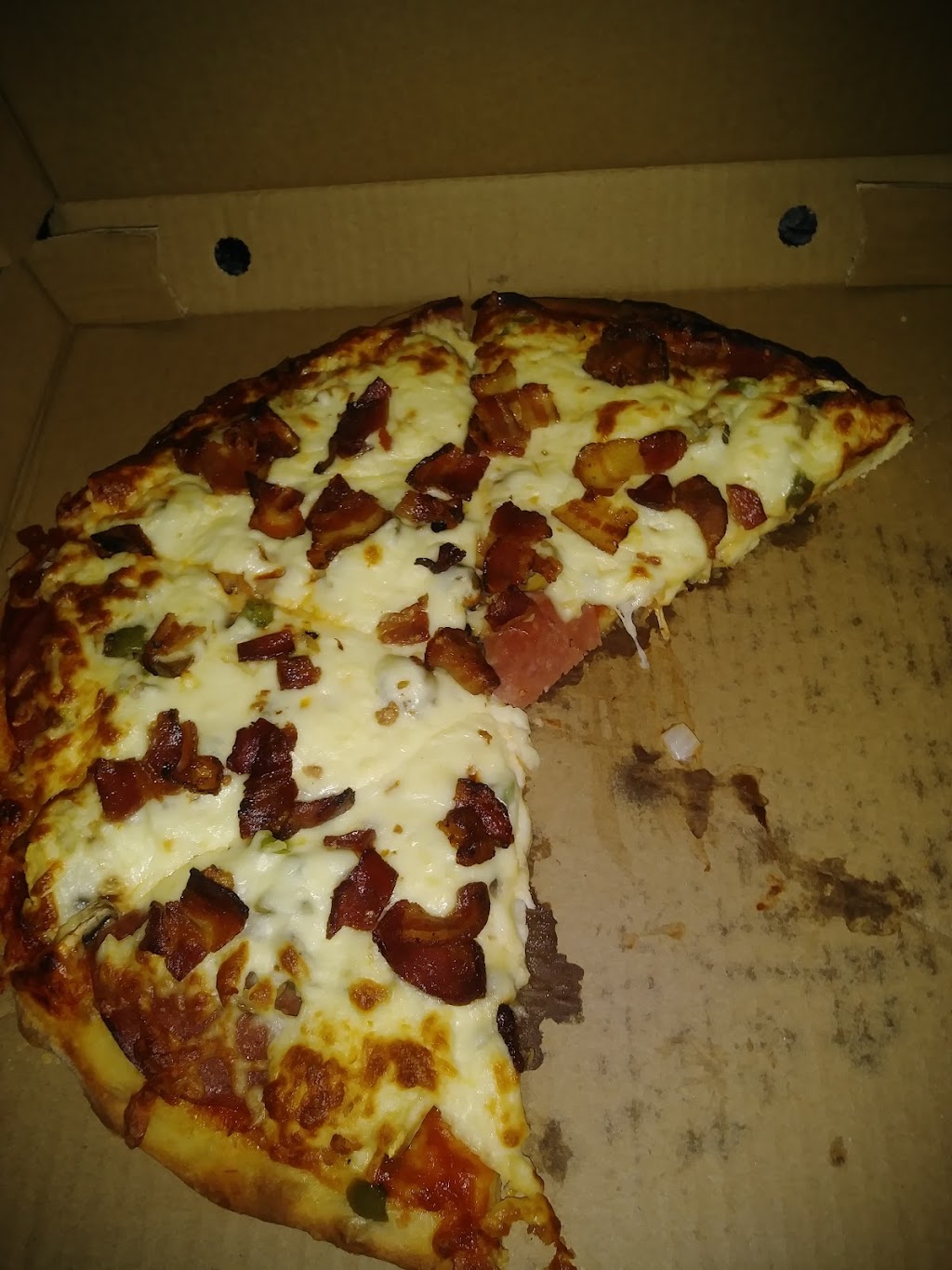 Dans Pizza | 54 Hwy 17, Cobden, ON K0J 1K0, Canada | Phone: (613) 646-2031
